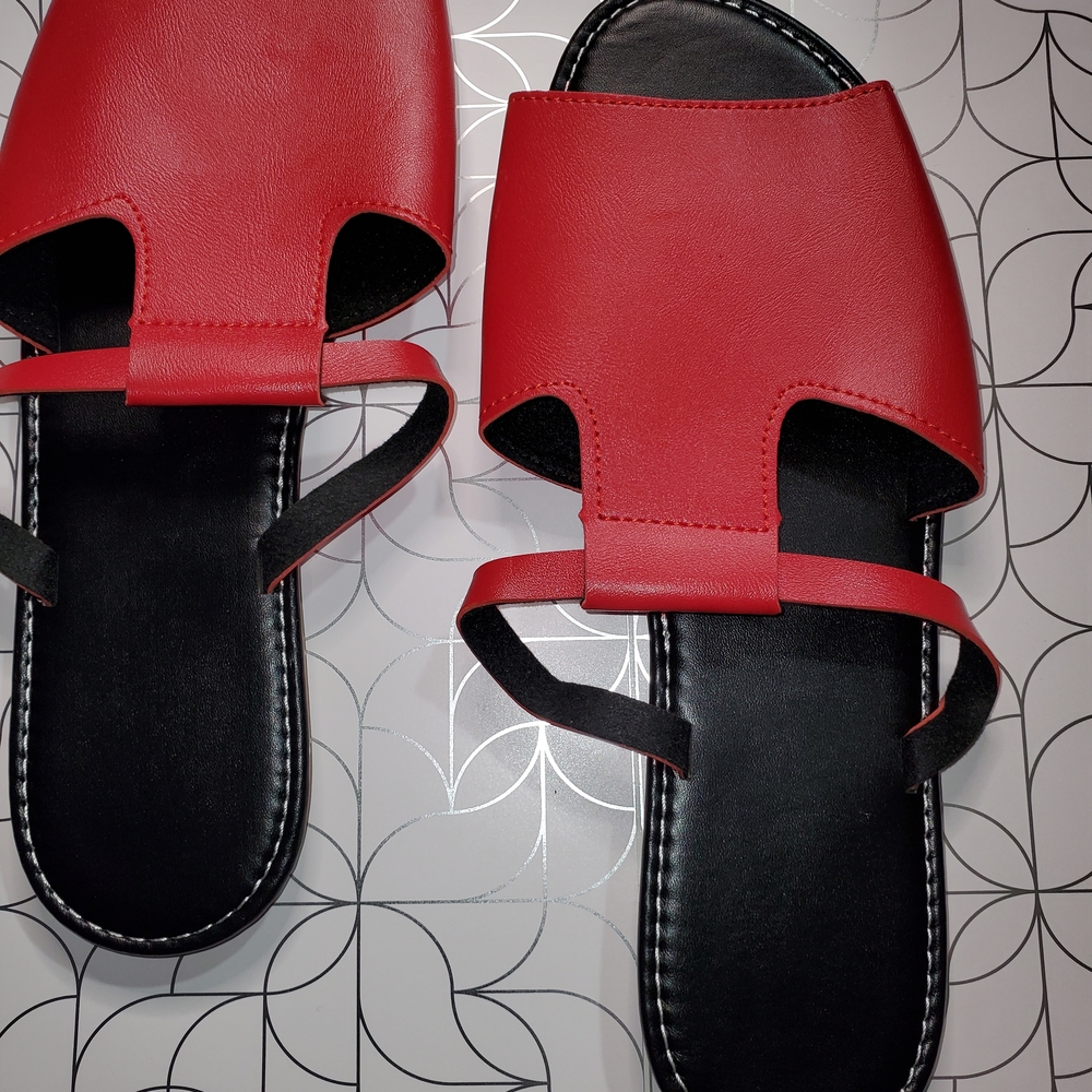 Red Women's Slide Sandals - Sleek Casual Comfort - Picture 2 of 4